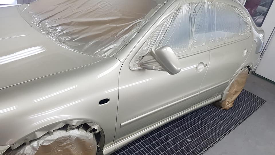 Taller de chapa y pintura en Punta Umbria Alejo (2)