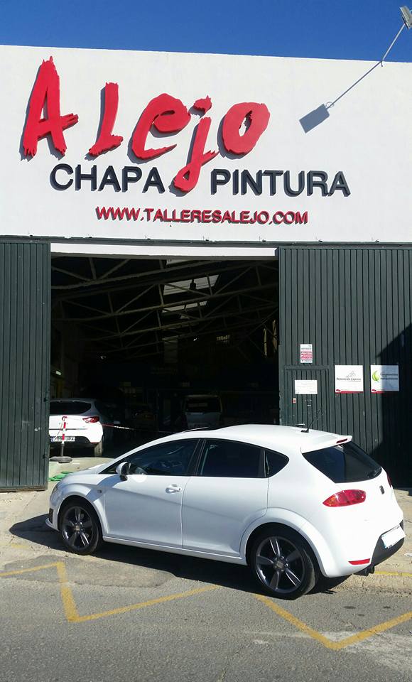 Taller de chapa y pintura en Punta Umbria Alejo (24)